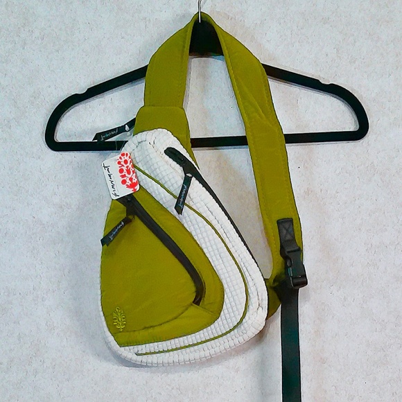 free people movement Handbags - NWT Free People Movement Cold Shoulder Margareta Crossbody Light WeightSling Bag